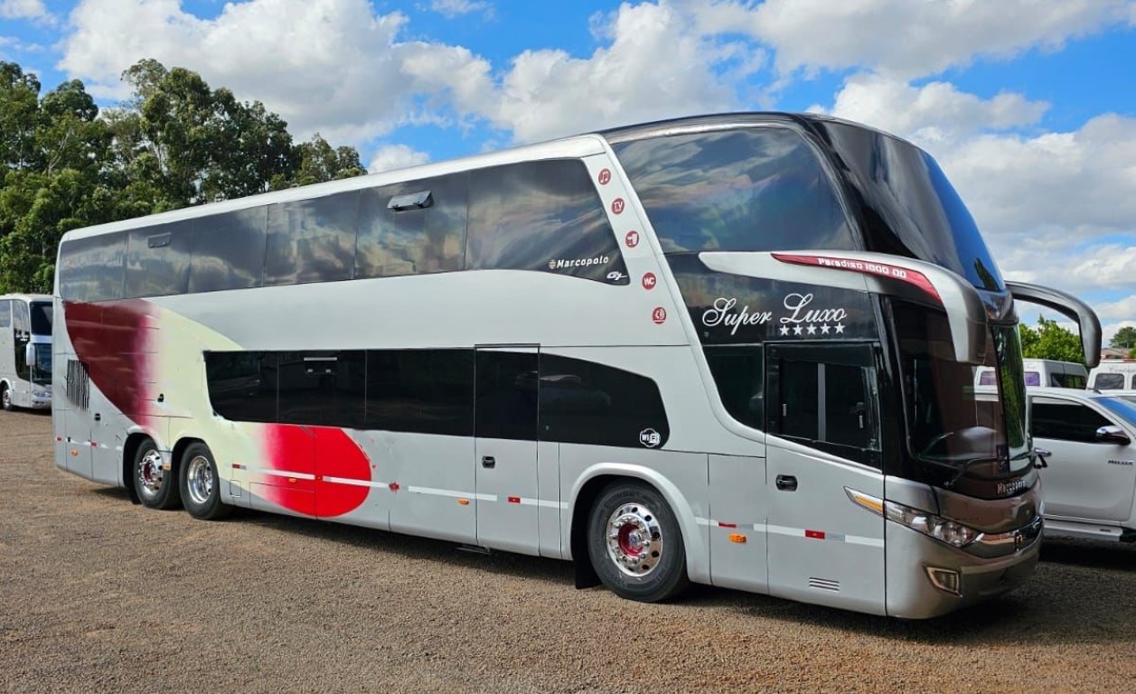 1 Marcopolo Paradiso DD GVII 1800 2013 K 360 56 Lugares Completo 9712 1 Marcopolo Paradiso DD GVII 1800 2013 K 360 56 Lugares Completo 9712