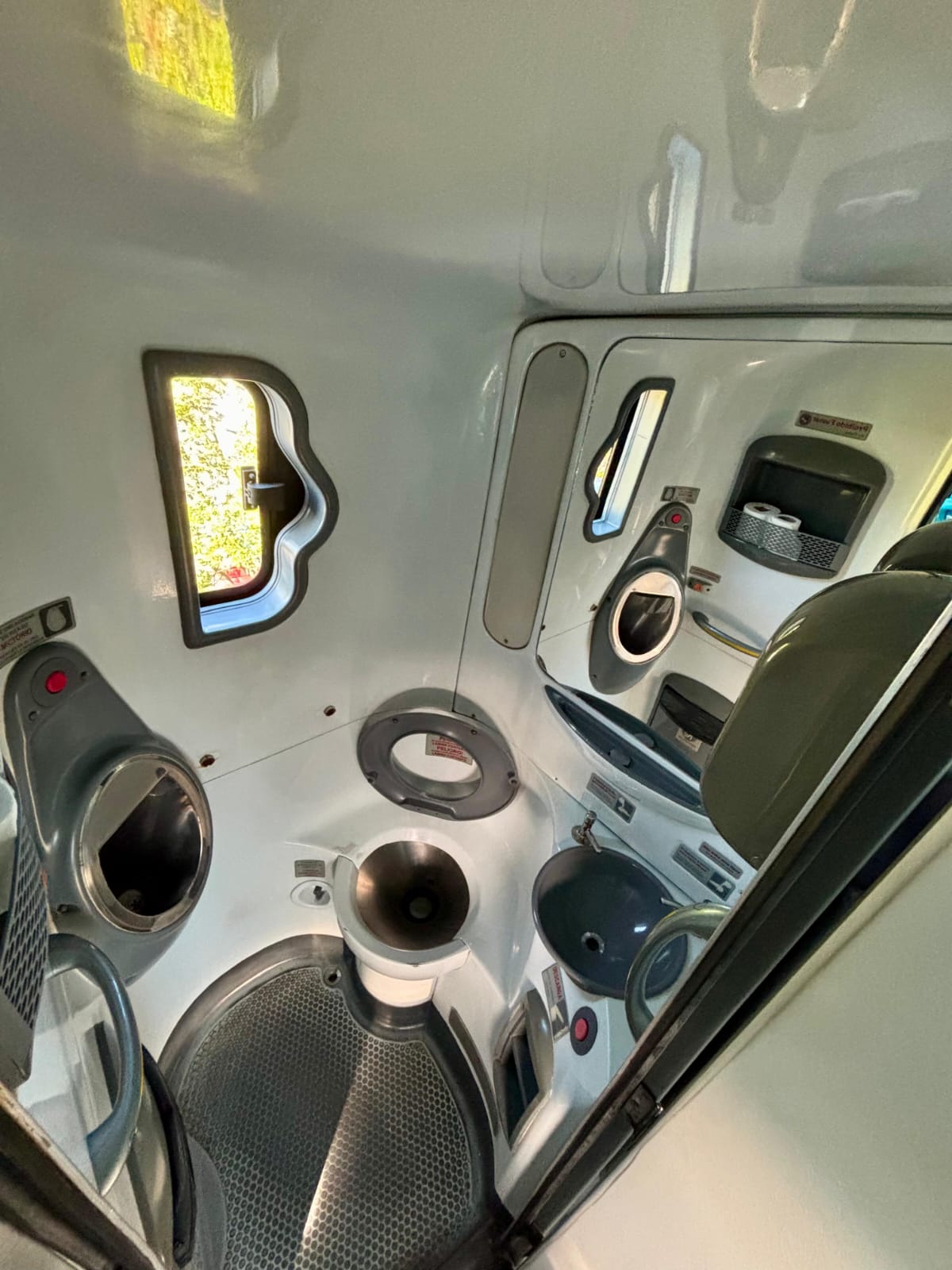 paradiso gvii1200-scania (8)