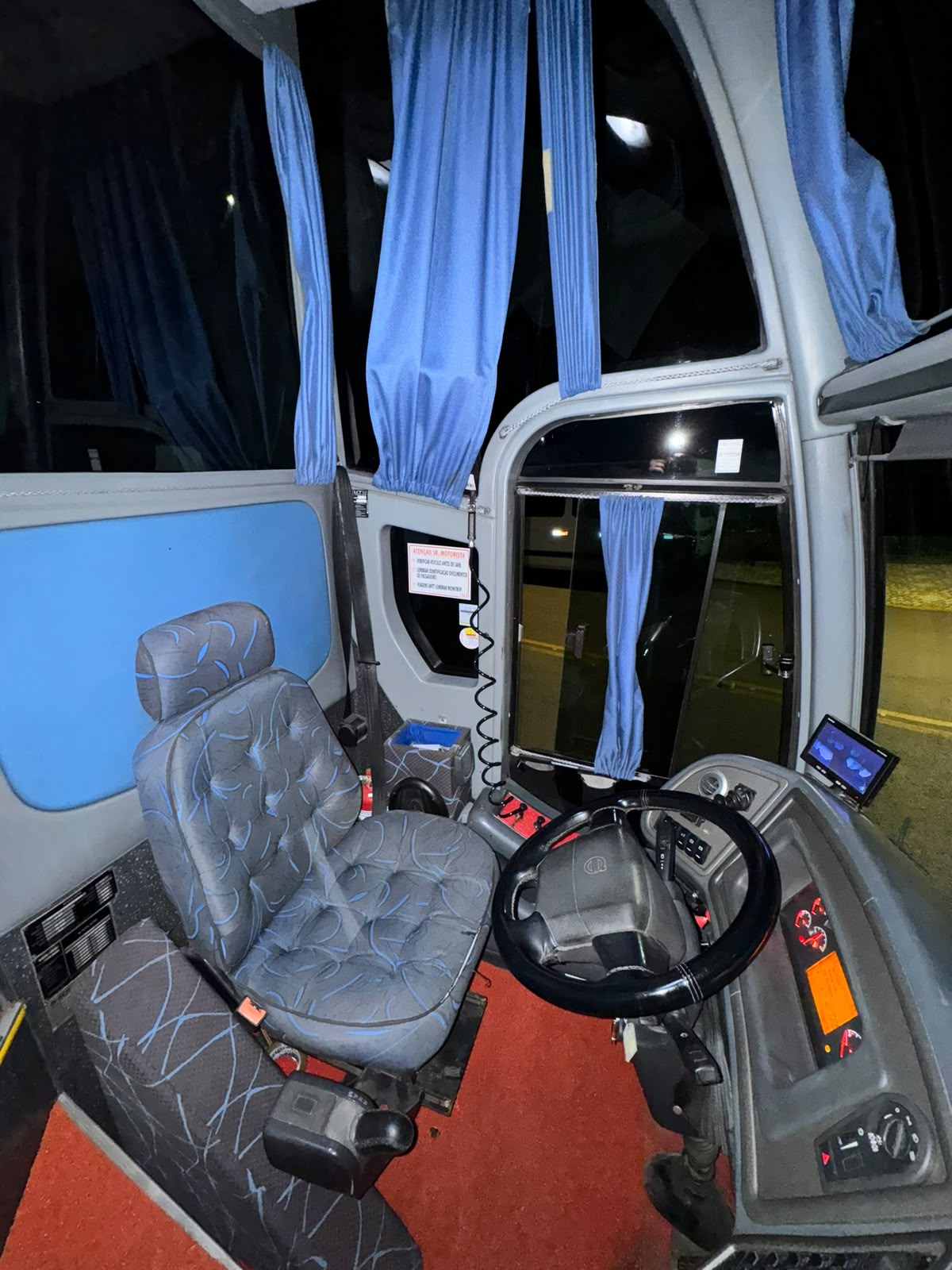 marcopolo-paradiso gvi 1350 (7)